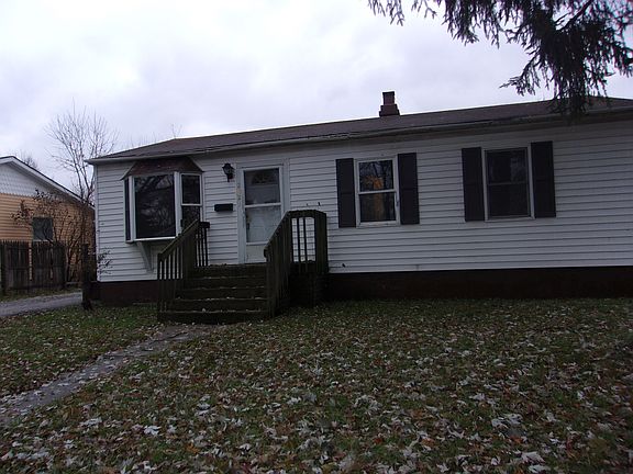 4th image of 2021 221st St
