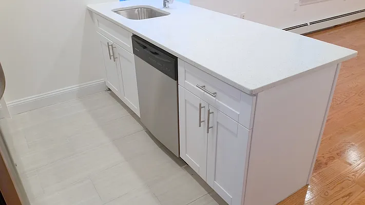 Rented by Uptown Flats LLC | media 15