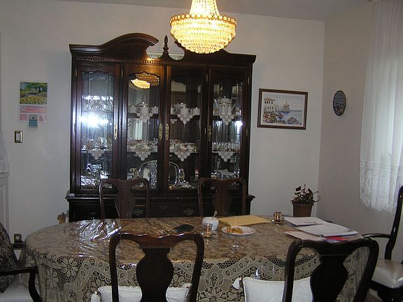 DiningRoom
