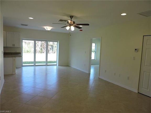 4th image of 10081 Georgia St