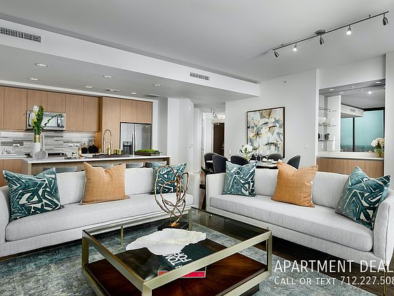 2nd image of 2936 Kirby Dr #3561