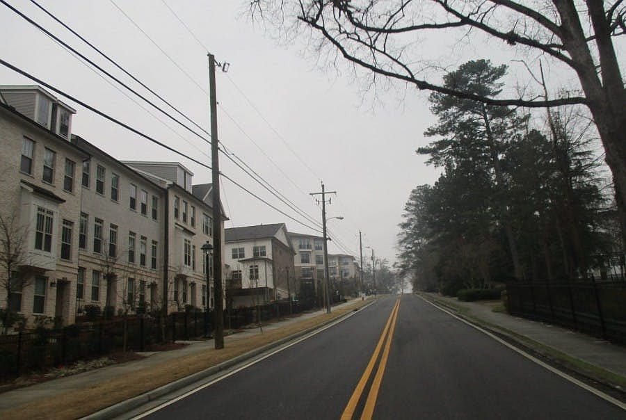 2nd image of 2247 Johnson Ferry Rd