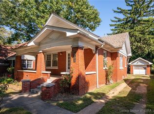 2705 Lincoln Dr, Clarksville, IN 47129