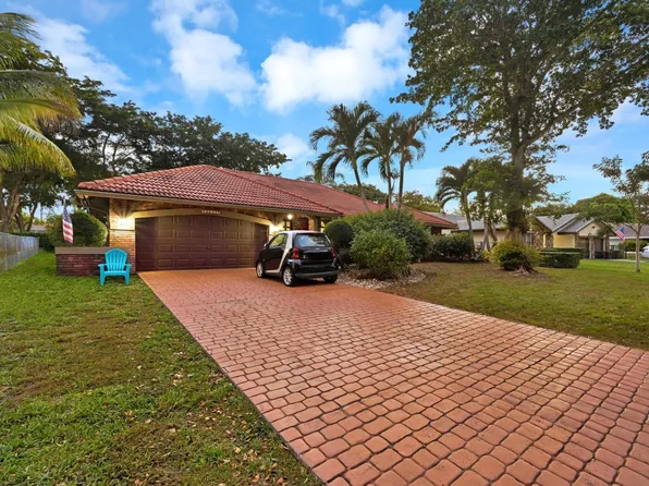 8622 NW 49th Drive, Coral Springs, FL 33067