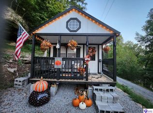 1097 Elm Hill Ln, Leitchfield, KY 42754