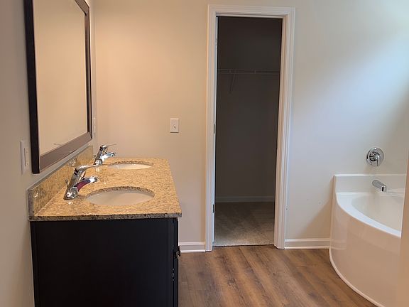 4th image of 323 Niblick Dr (lot 2)