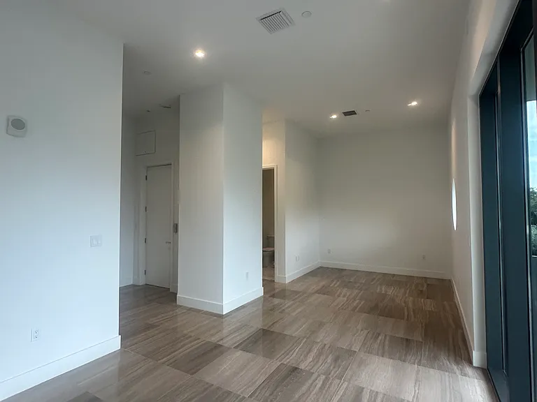 3030 W Santiago St #Townhouse 9 — Photo 7