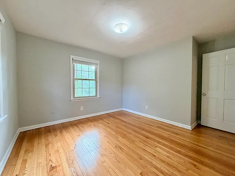 346 W McGinnis Cir — Photo 25