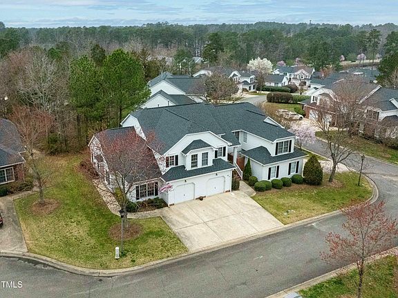 3rd image of 58 Lake Village Dr