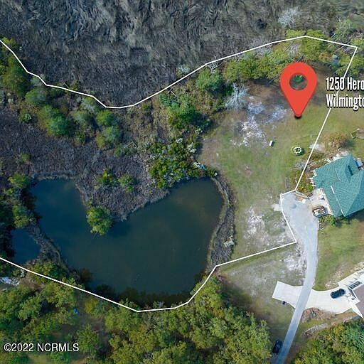 1st image of 1250 Heron Run Dr