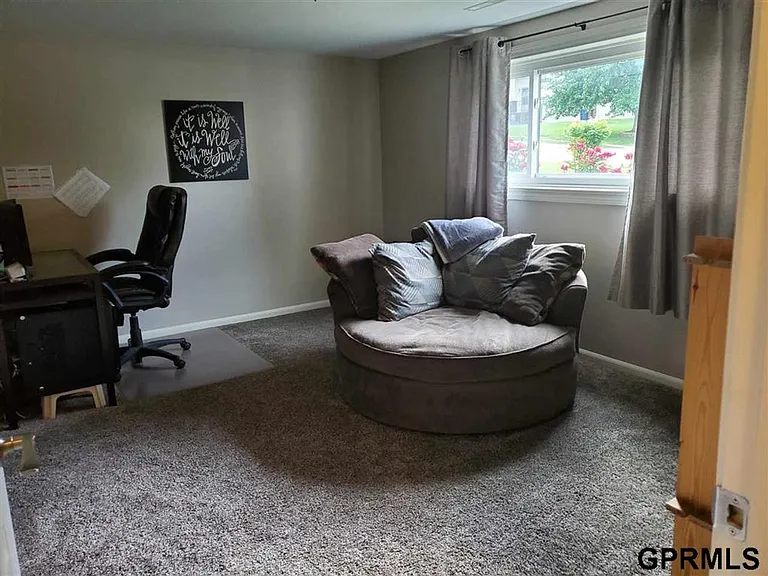 2201 Scarborough Dr — Photo 18