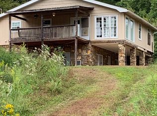 7229 Gum Log Rd, Young Harris, GA 30582