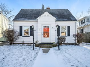 31 Cragg Rd, Rochester, NY 14616