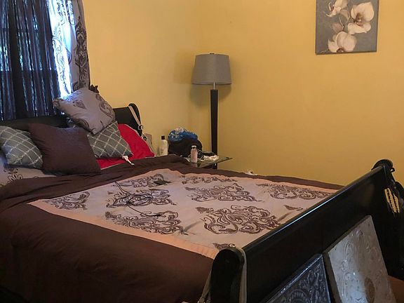 3rd image of 435 Biggs St
