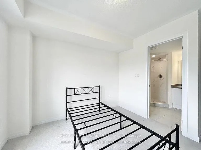 11409 Leslie St — Photo 6