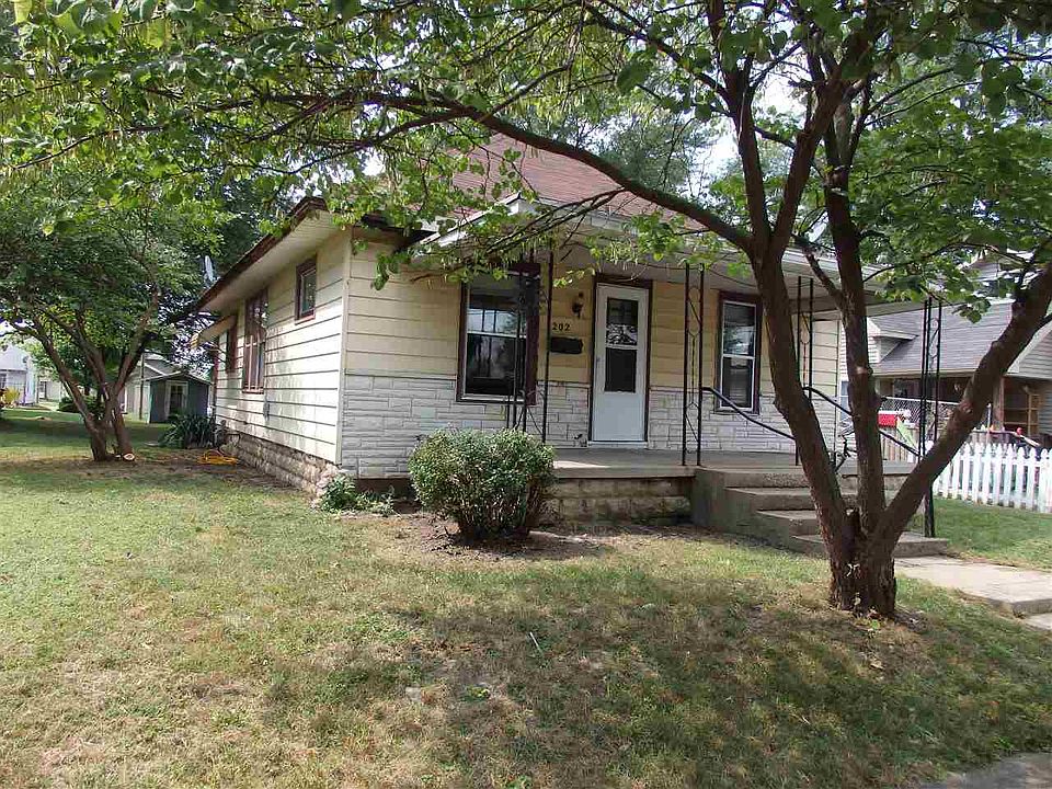 1st image of 1202 N Gentry St