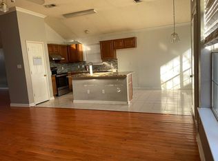 6003 Prairie Wood Ct, Arlington, TX 76018