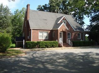 723 E College St, Bowdon, GA 30108