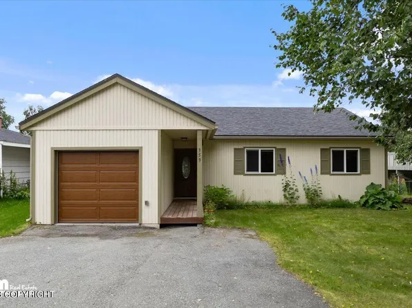 359 N Alaska St, Palmer, AK 99645
