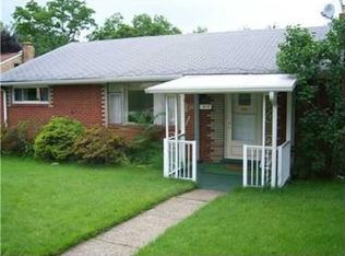 819 Linda Dr, Pittsburgh, PA 15226
