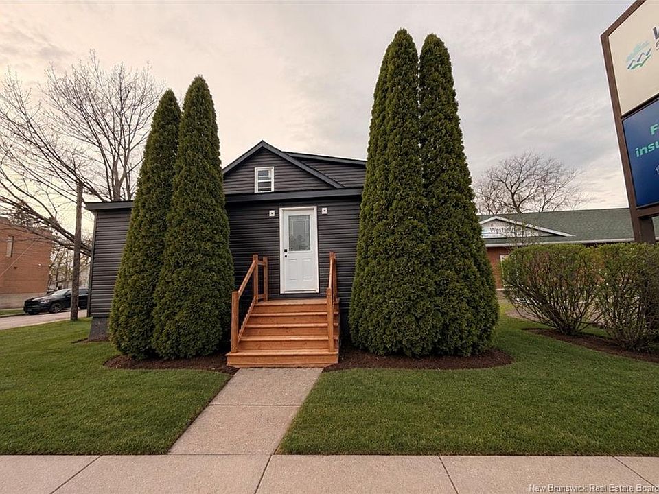 1st image of 561 Saint George Blvd