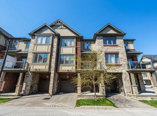 4 Bird Ln, Hamilton, ON L9G0G7