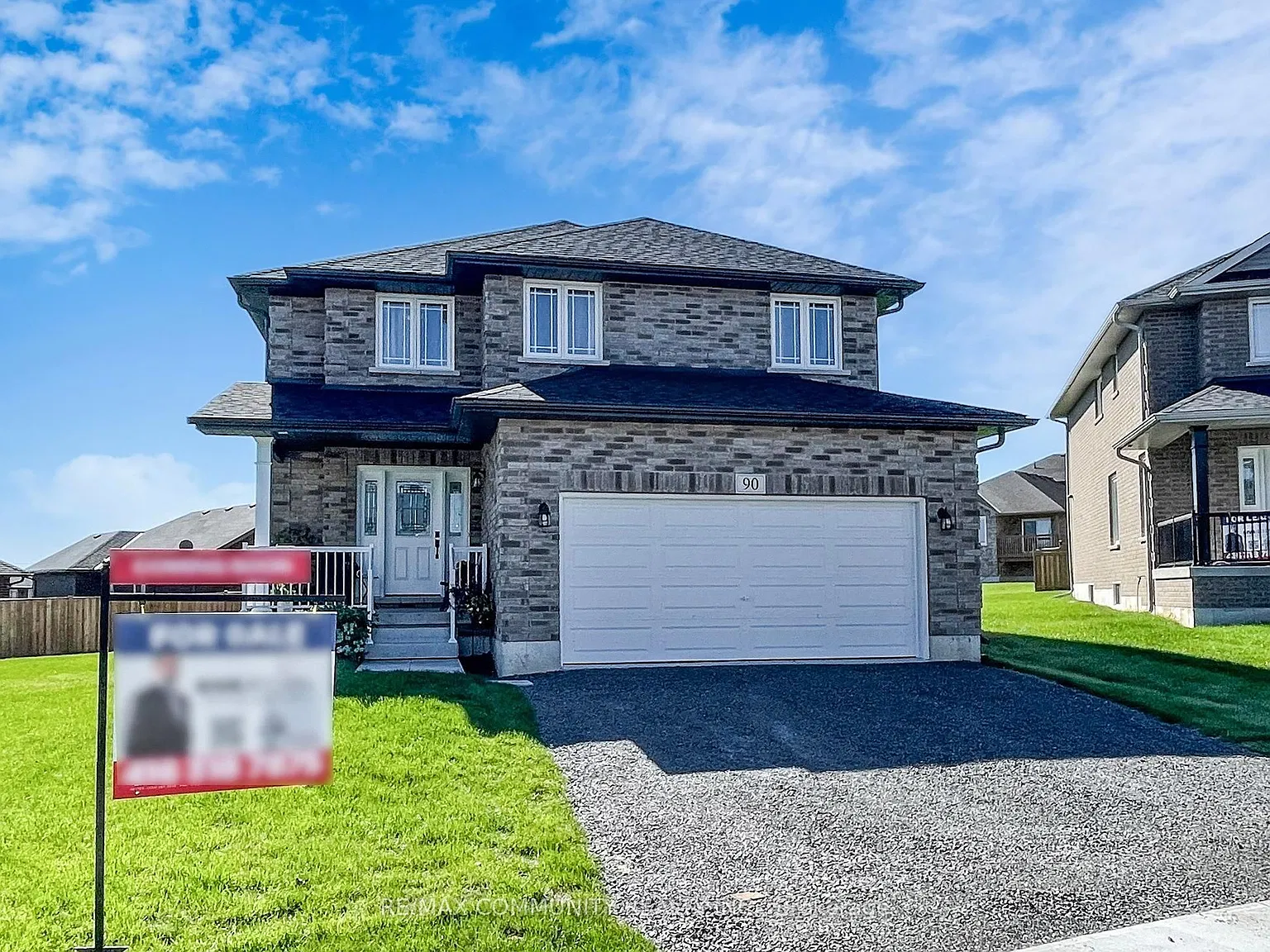 5 bed, $2,990 — Photo 2