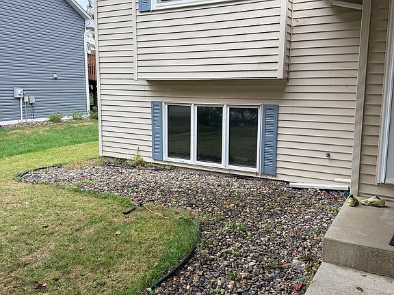 5th image of 1377 Primrose Ln