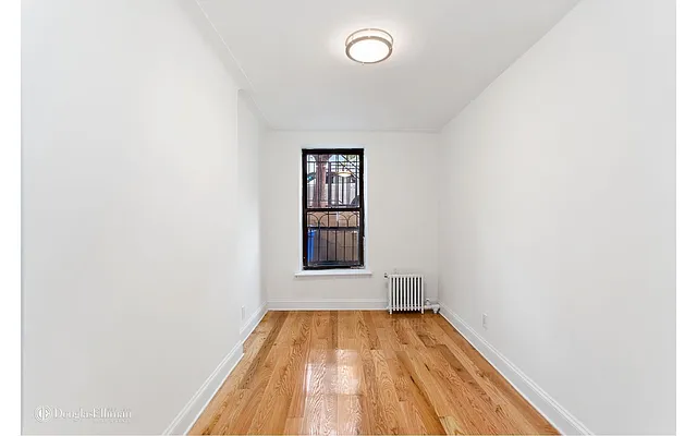 Rented by Douglas Elliman | media 7