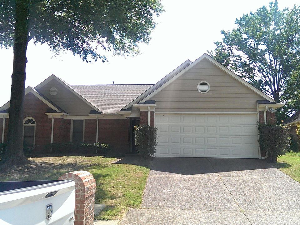 1st image of 4530 Bassett Hall Dr