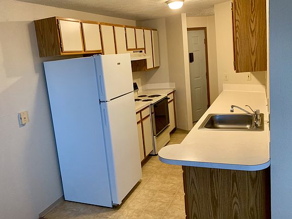 3rd image of 803 S Cowley St #56