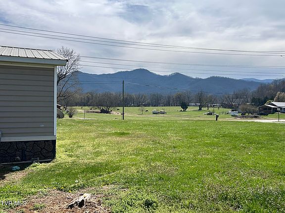 5th image of 1861 Corby Bridge Rd