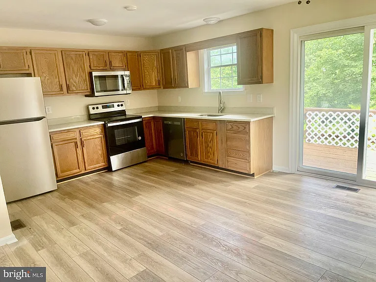 380 Sollers Wharf Rd — Photo 26