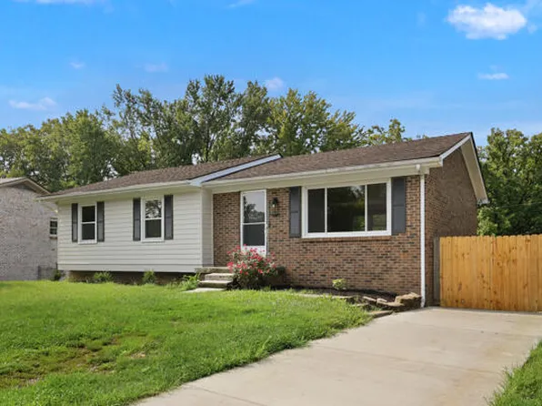 1304 Canonero Dr, Lexington, KY 40517