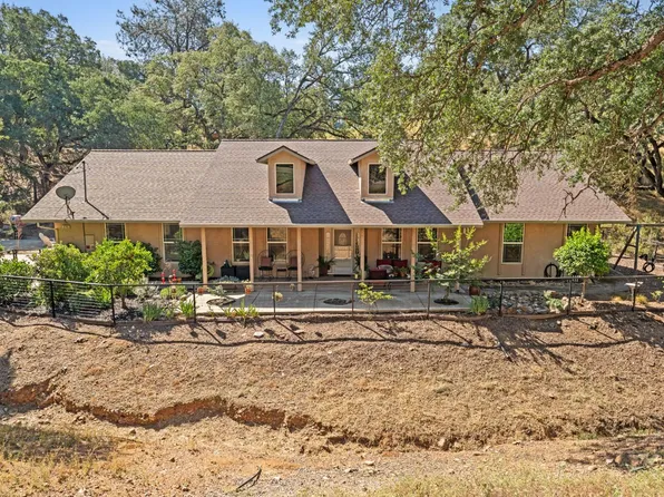 8749 Stinson View Rd, Valley Springs, CA 95252
