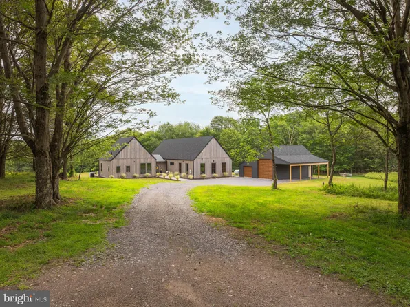 92 Aspen Hills Dr, McHenry, MD 21541