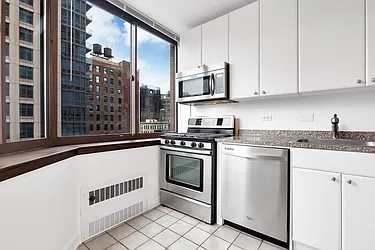 Rented by Cooper & Cooper Real Estate