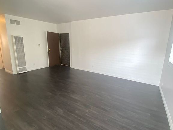2nd image of 392 Coronado Ave #12578327