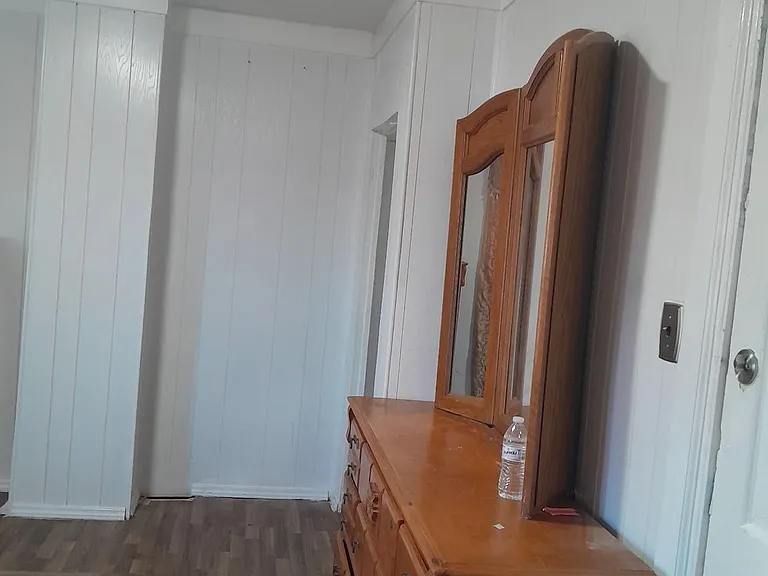 5005 Jackson St — Photo 10