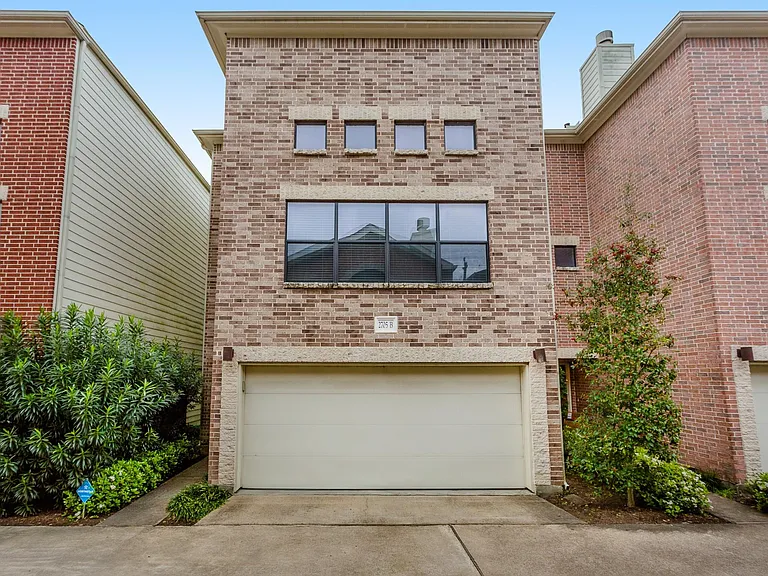 2705 Rutland St #B — Photo 1