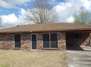 1025 Roma St, Breaux Bridge, LA 70517