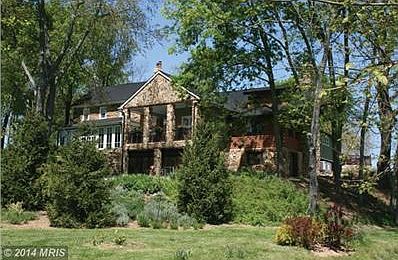 Exterior (Front)