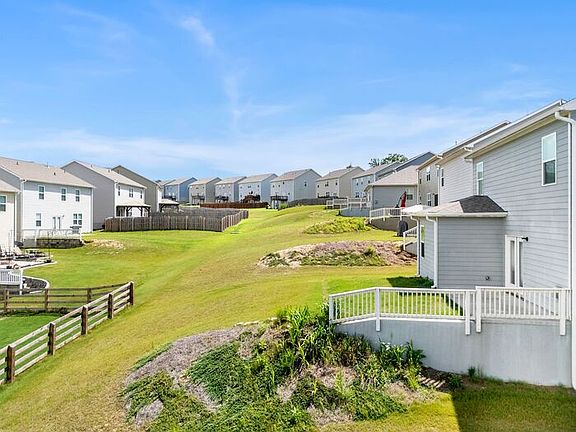 4th image of 6830 Scarlet Oak Way