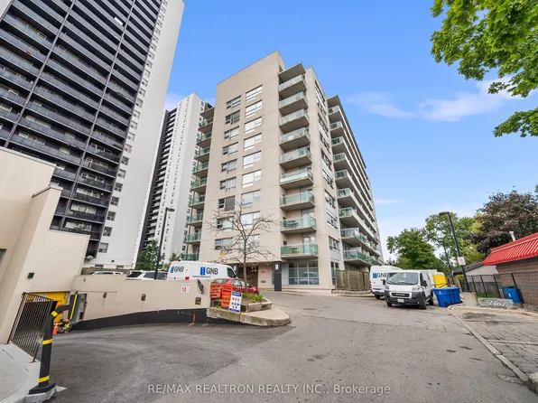 2464 Weston Rd Unit 405, Toronto, ON M9N 0A2