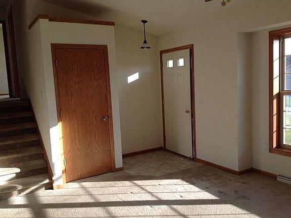 3rd image of 516 Lorraine St