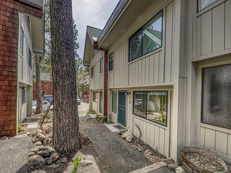 989 Tahoe Blvd — Photo 26