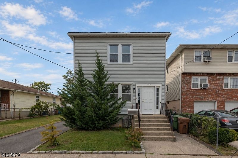 1st image of 120 W Linden Ave