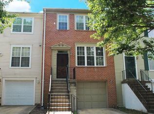 3621 Wood Creek Dr, Suitland, MD 20746