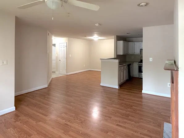 2318 Falls Gable Ln, Baltimore, MD 21209