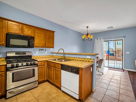 4th image of 3760 E Felix Blvd